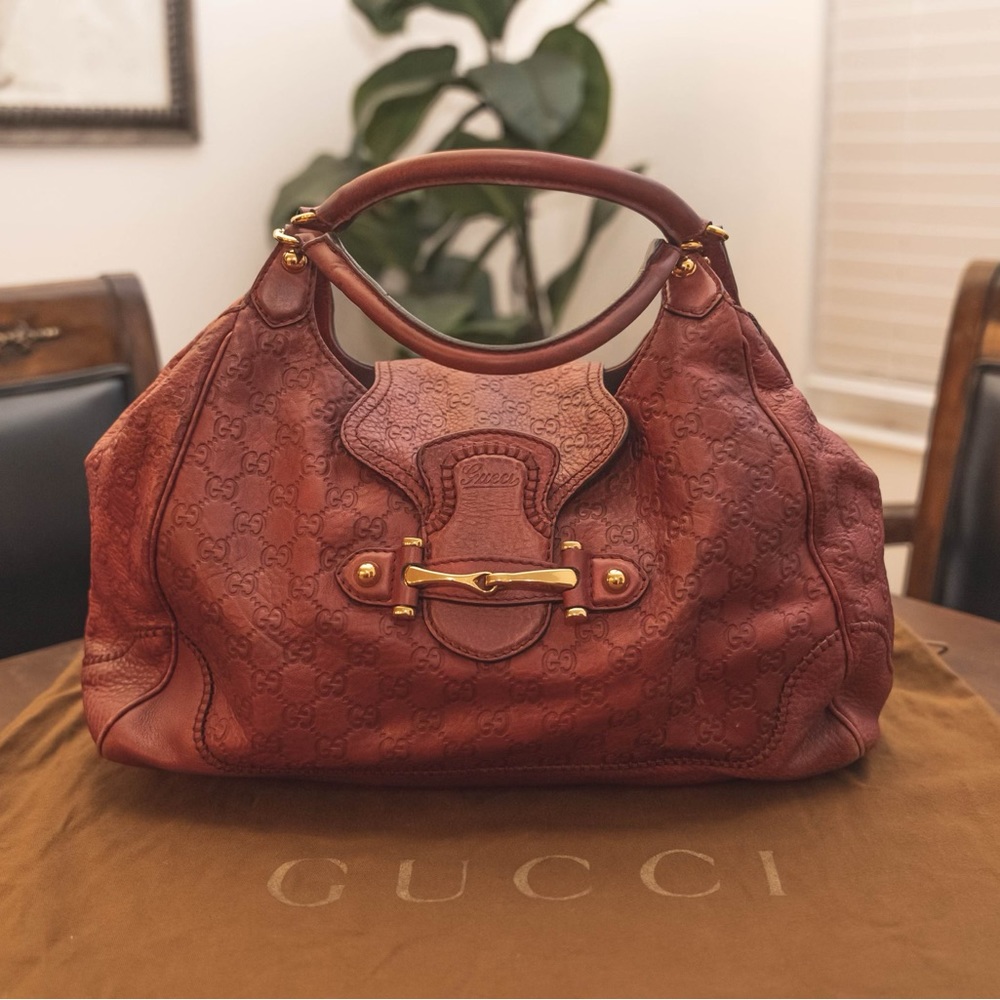 GUCCI New Pelham Guccissima Leather